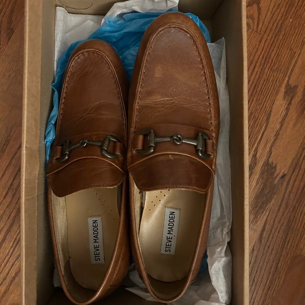 Men's Kenneth Cole Cognac/Medium Brown Loafers -- Size 9